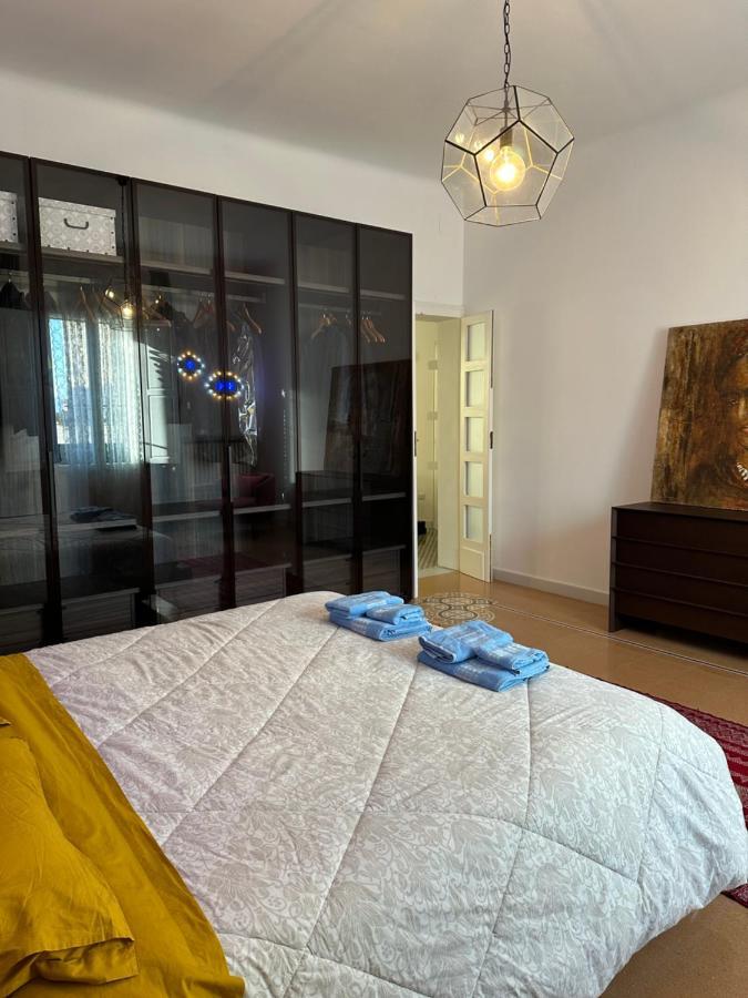 Charming Apt With Baroque View - Лече Екстериор снимка