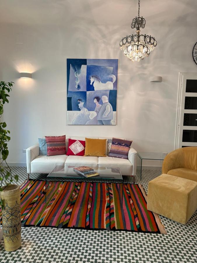 Charming Apt With Baroque View - Лече Екстериор снимка